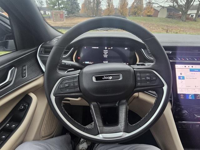 new 2025 Jeep Grand Cherokee car, priced at $51,840