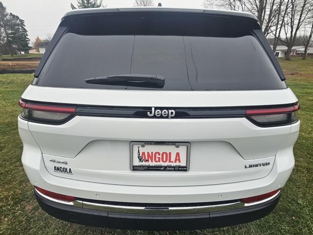 new 2025 Jeep Grand Cherokee car, priced at $51,840