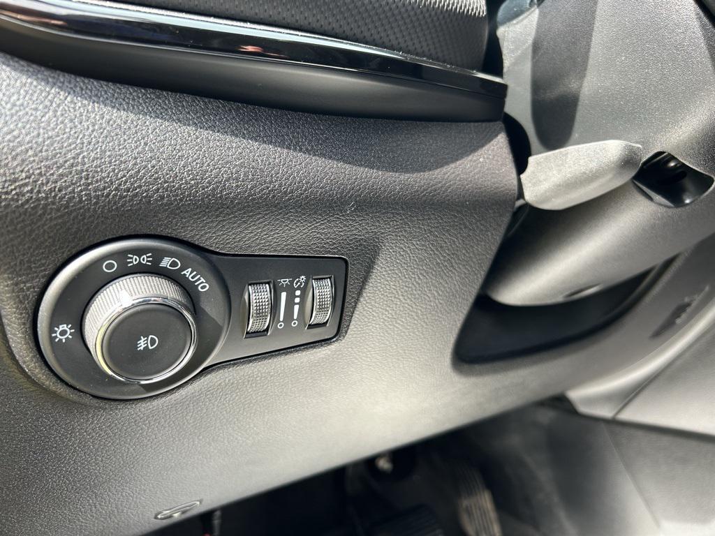 used 2023 Jeep Compass car, priced at $21,531