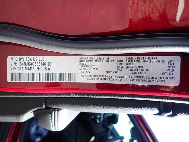 new 2025 Jeep Grand Cherokee L car, priced at $40,534