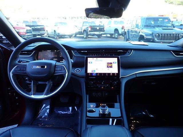 new 2025 Jeep Grand Cherokee L car, priced at $44,011