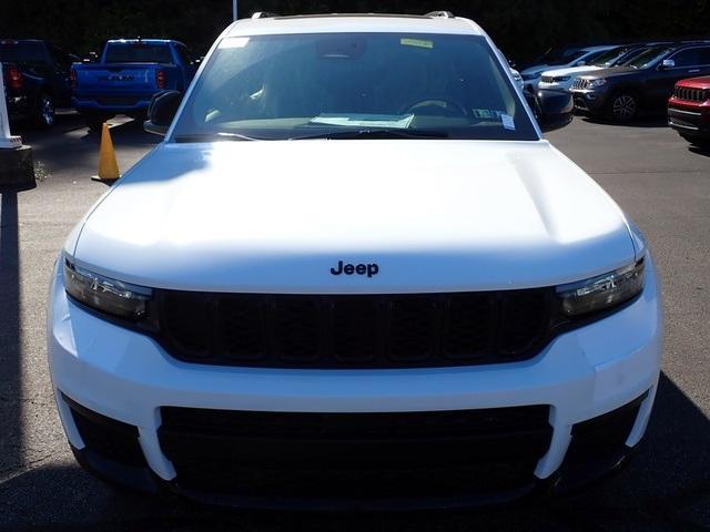 new 2025 Jeep Grand Cherokee L car, priced at $39,998