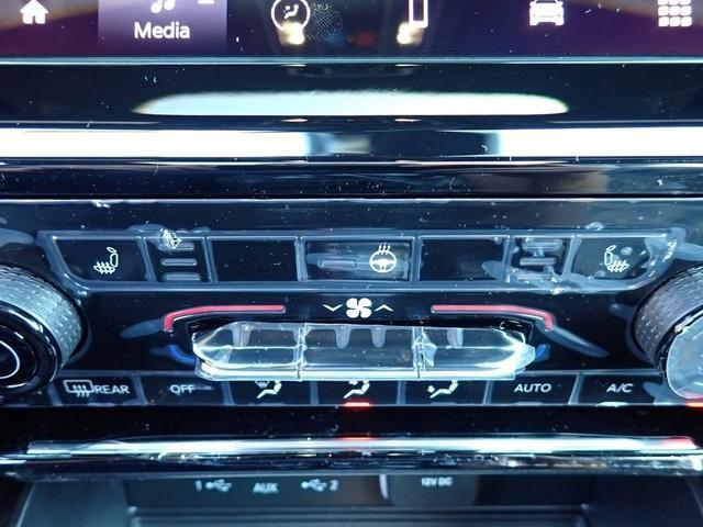 new 2025 Jeep Grand Cherokee L car, priced at $39,998