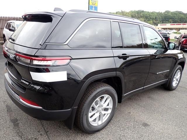 new 2025 Jeep Grand Cherokee car, priced at $37,042