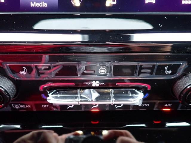 new 2025 Jeep Grand Cherokee car, priced at $37,042