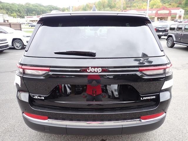 new 2025 Jeep Grand Cherokee car, priced at $37,042