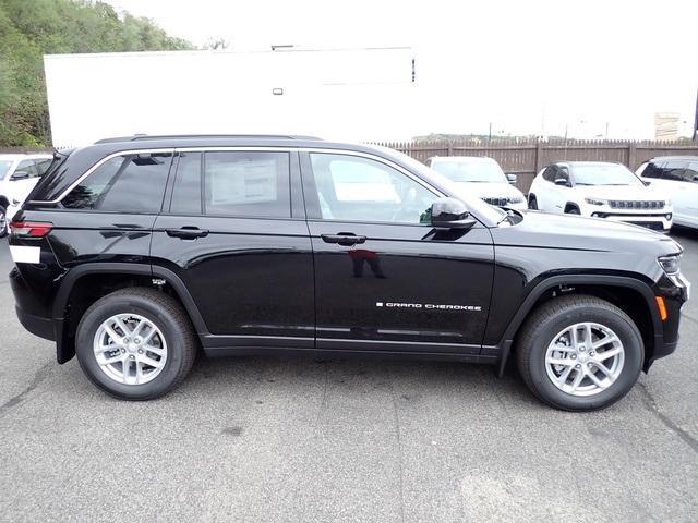 new 2025 Jeep Grand Cherokee car, priced at $37,042