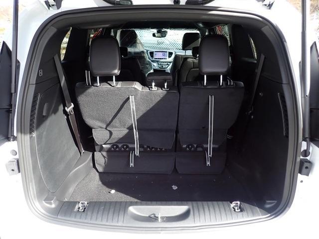 new 2026 Chrysler Pacifica car, priced at $45,039