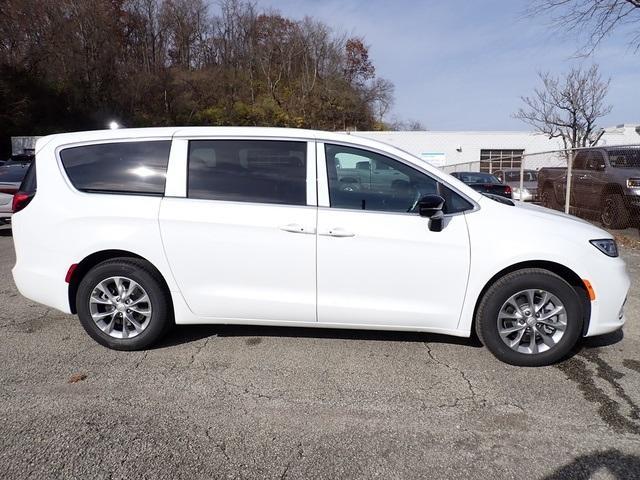 new 2026 Chrysler Pacifica car, priced at $45,039