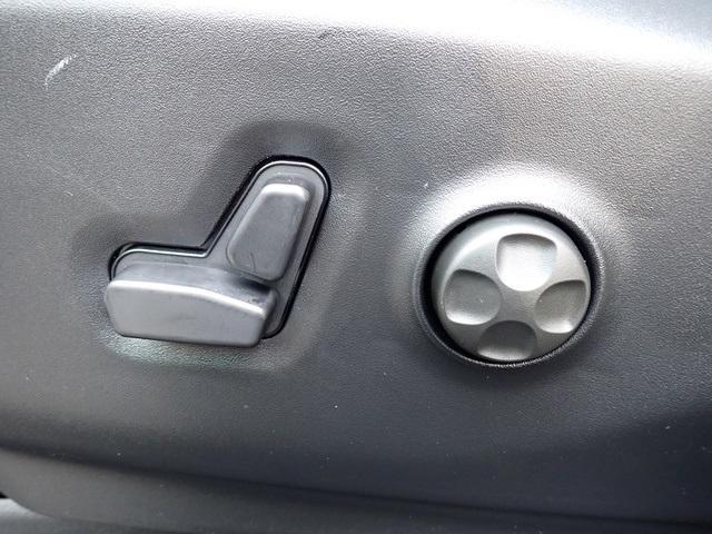 new 2026 Chrysler Pacifica car, priced at $45,039