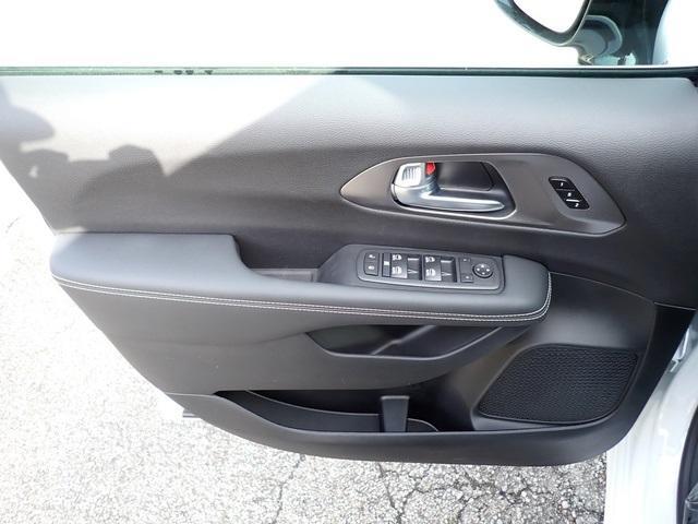 new 2026 Chrysler Pacifica car, priced at $45,039