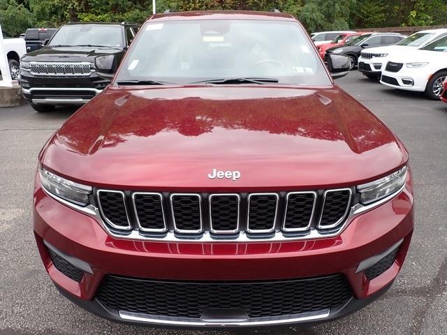 new 2025 Jeep Grand Cherokee car, priced at $35,426