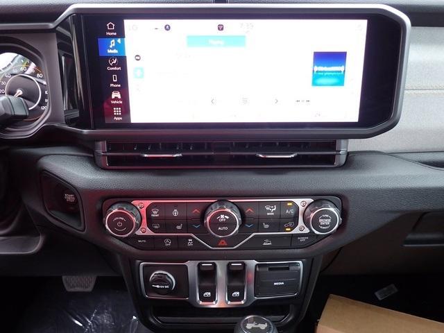 new 2026 Jeep Wrangler car, priced at $42,571