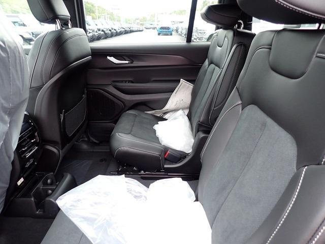 new 2025 Jeep Grand Cherokee L car, priced at $42,534