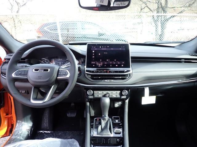 new 2026 Jeep Compass car, priced at $32,311