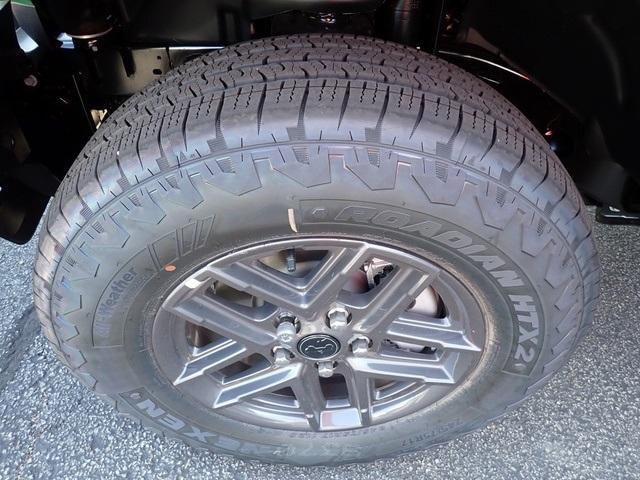 new 2025 Jeep Wrangler car, priced at $43,404