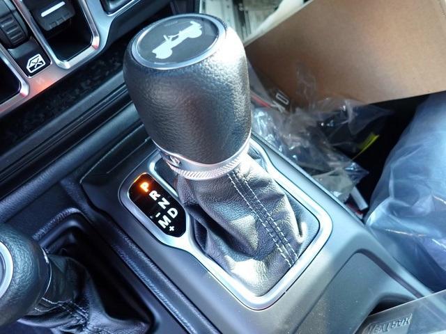 new 2025 Jeep Wrangler car, priced at $43,404