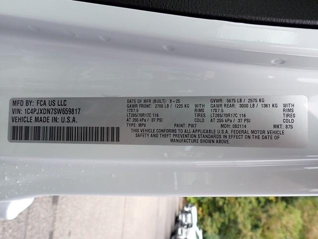 new 2025 Jeep Wrangler car, priced at $41,847