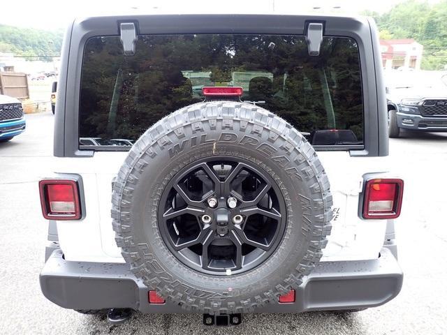 new 2025 Jeep Wrangler car, priced at $41,847