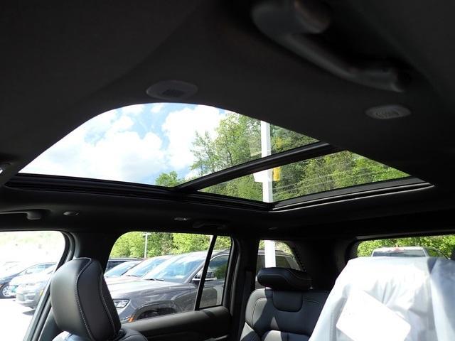 new 2025 Jeep Grand Cherokee car, priced at $43,421