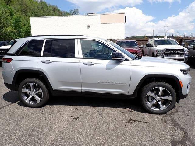 new 2025 Jeep Grand Cherokee car, priced at $43,421