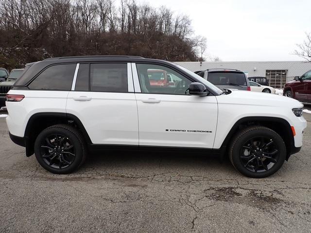 new 2025 Jeep Grand Cherokee car, priced at $45,072