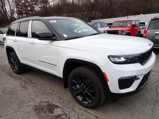 new 2025 Jeep Grand Cherokee car, priced at $45,072