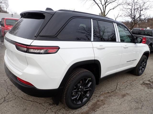 new 2025 Jeep Grand Cherokee car, priced at $45,072
