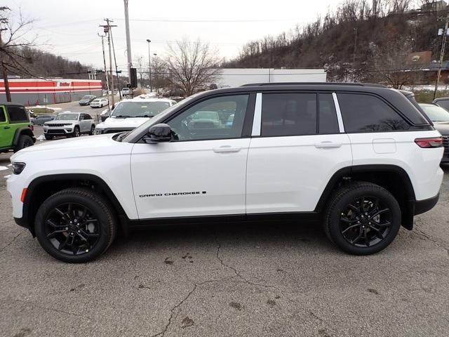 new 2025 Jeep Grand Cherokee car, priced at $45,072