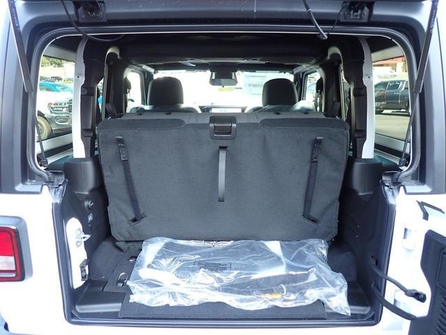 new 2025 Jeep Wrangler car, priced at $41,916