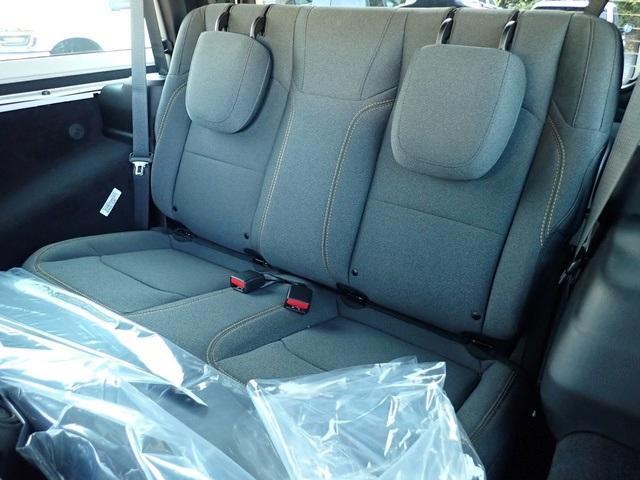 new 2025 Jeep Wrangler car, priced at $41,916