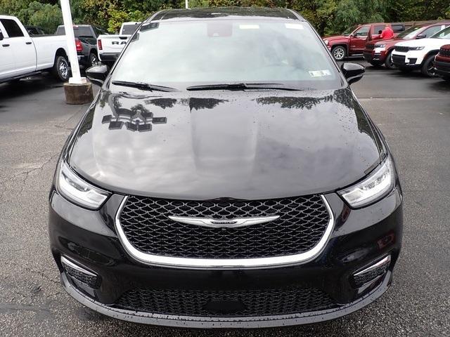 new 2026 Chrysler Pacifica car, priced at $41,648