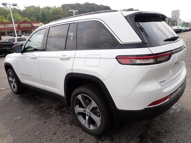 new 2025 Jeep Grand Cherokee car, priced at $41,593