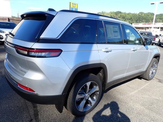 new 2025 Jeep Grand Cherokee car, priced at $44,129