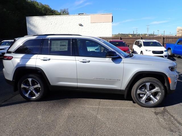 new 2025 Jeep Grand Cherokee car, priced at $44,129