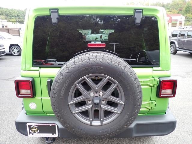 new 2025 Jeep Wrangler car, priced at $46,385