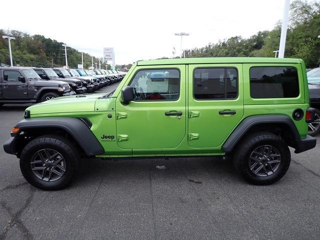 new 2025 Jeep Wrangler car, priced at $46,385