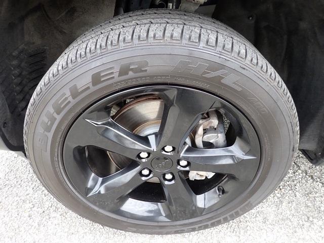 used 2024 Jeep Grand Cherokee L car, priced at $31,729