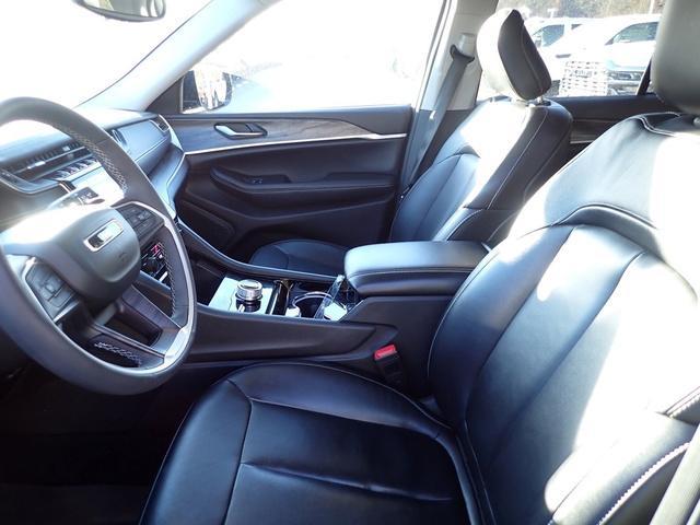 used 2023 Jeep Grand Cherokee car, priced at $32,995