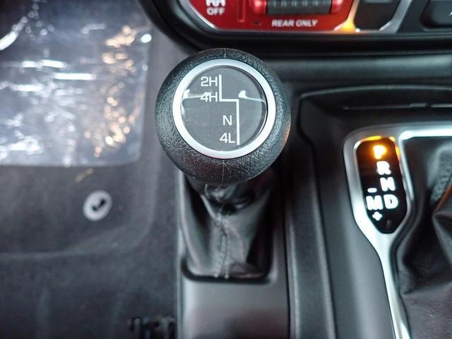 new 2025 Jeep Wrangler car, priced at $42,452