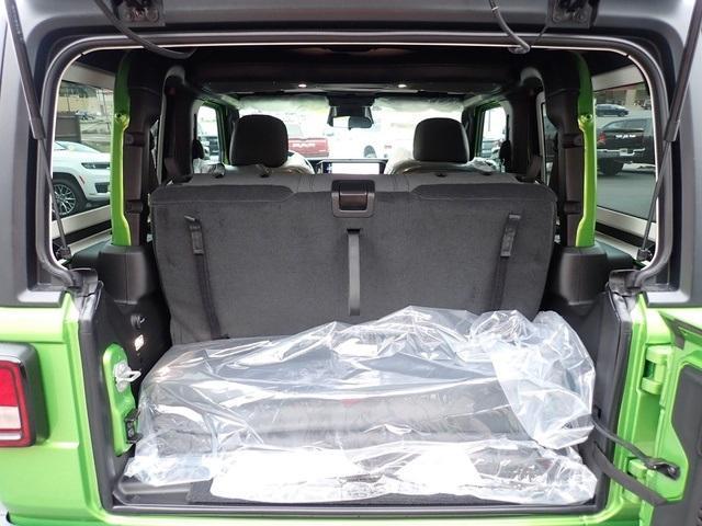 new 2025 Jeep Wrangler car, priced at $42,452