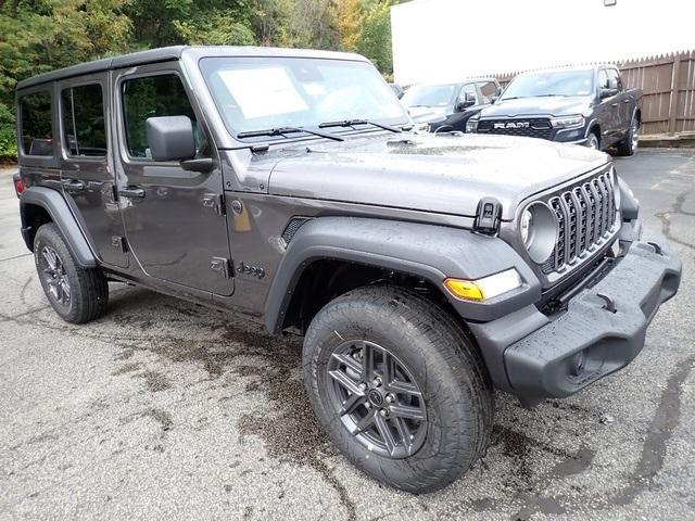 new 2025 Jeep Wrangler car, priced at $43,404