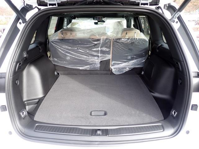 new 2025 Jeep Grand Cherokee car, priced at $42,445