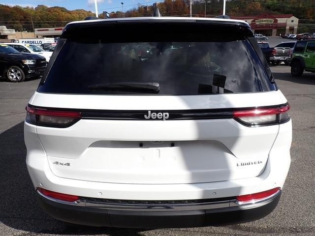 new 2025 Jeep Grand Cherokee car, priced at $43,593