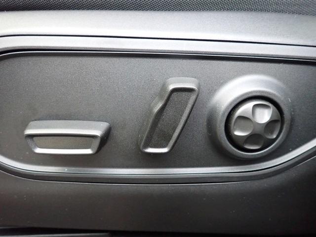 new 2025 Jeep Grand Cherokee car, priced at $44,582