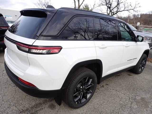 new 2025 Jeep Grand Cherokee car, priced at $44,582