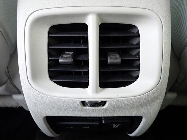 used 2019 Jeep Cherokee car, priced at $18,797