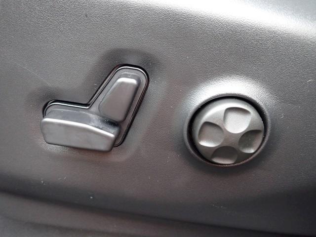 new 2026 Chrysler Pacifica car, priced at $46,506