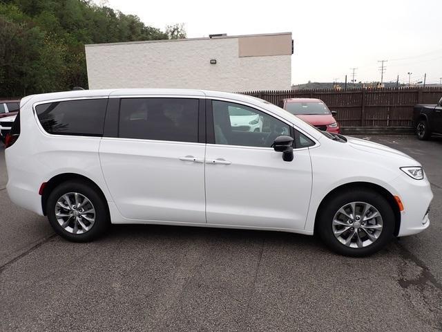 new 2026 Chrysler Pacifica car, priced at $46,506