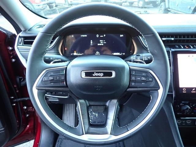 used 2024 Jeep Grand Cherokee car, priced at $35,995